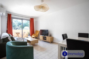Apartment T2 with terrace sea view